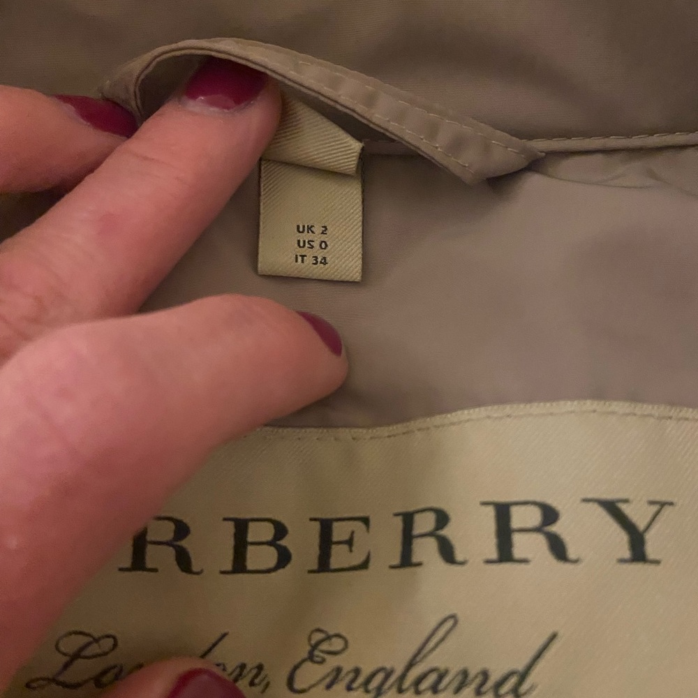 Burberry London Women’s Size 0 Khaki/Tan Trench/Raincoat - Picture 9 of 16
